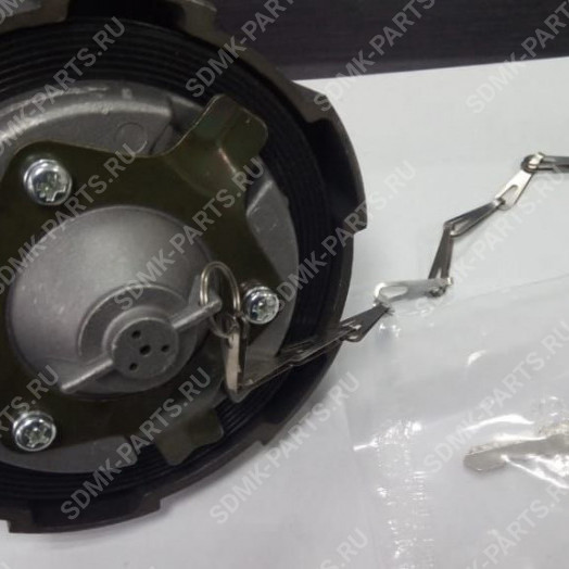 Крышка топливного бака HYUNDAI R300LC-9S 31M9-02130