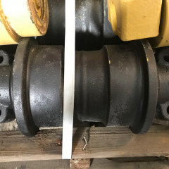 Каток опорный HITACHI ZX330 9168173 9168173