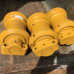 Каток опорный DOOSAN DX180 K1023169A K1023169A Каток опорный DOOSAN DX180 K1023169A K1023169A