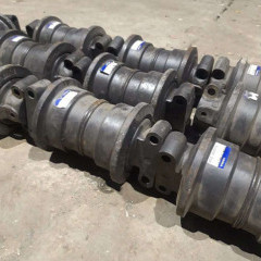 Каток опорный 331/43853 VOLVO EC220 14573180 14573180